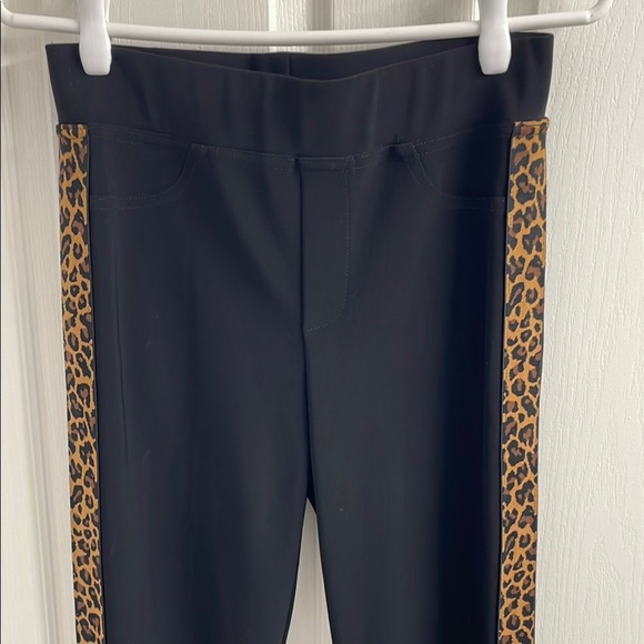 Joseph Ribkoff Black Leggings with Leopard Print Side Stripes Size 4 - Picture 6 of 12